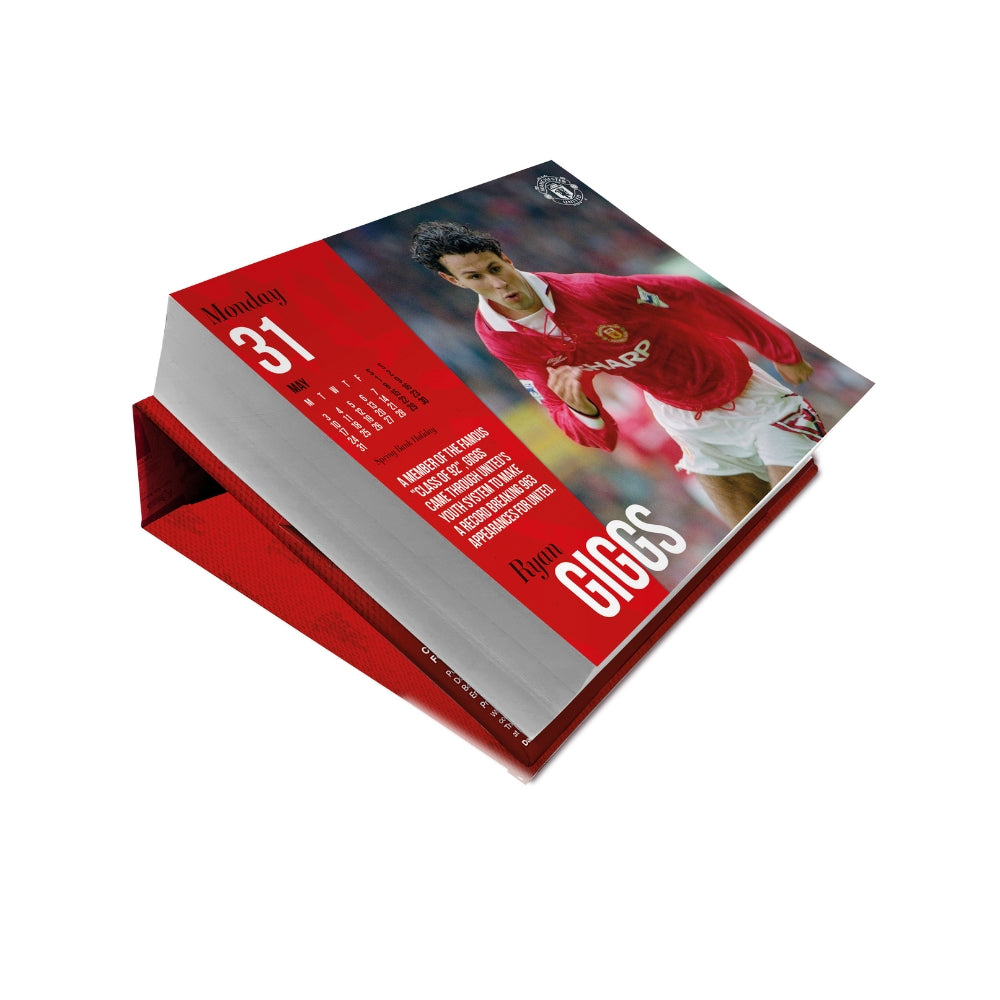 2027 Manchester United - Daily Boxed Page-A-Day Calendar - product image 3