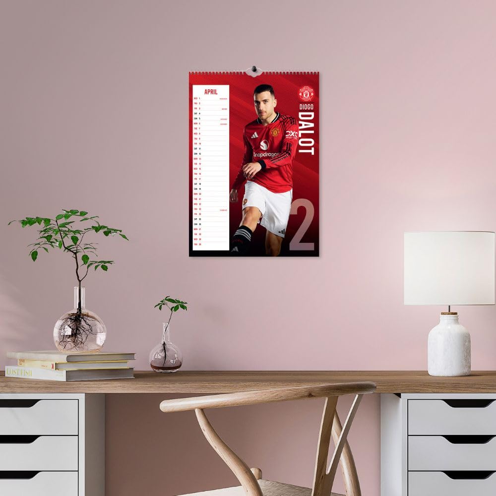 2026 Manchester United FC - A3 Wall Calendar